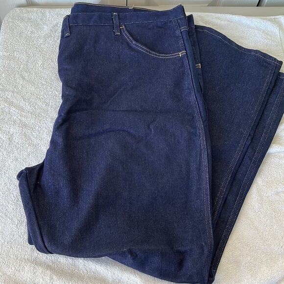 Wrangler Rugged Wear Regular Fit Jeans Dark Blue 52x32 - Picture 1 of 9